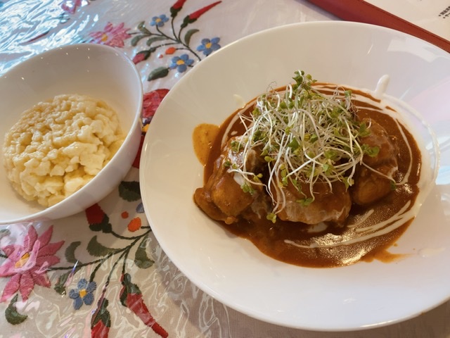 パプリカドットフにハンガリー料理ランチを食べに行ってみた。@東京、白金高輪