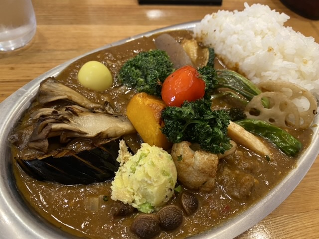 東京ナース食べある記・武蔵小金井編② お腹満足！「プーさん」で具沢山カレー&和風ジェラート「おかじ」