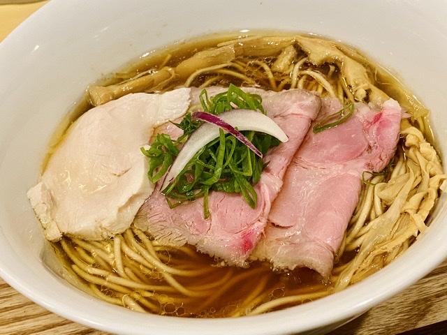 東京ナース食べある記・八王子編② 八王子ラーメン仕様トレビアンな鶏そば「鶏びあんSOBAみやみや」