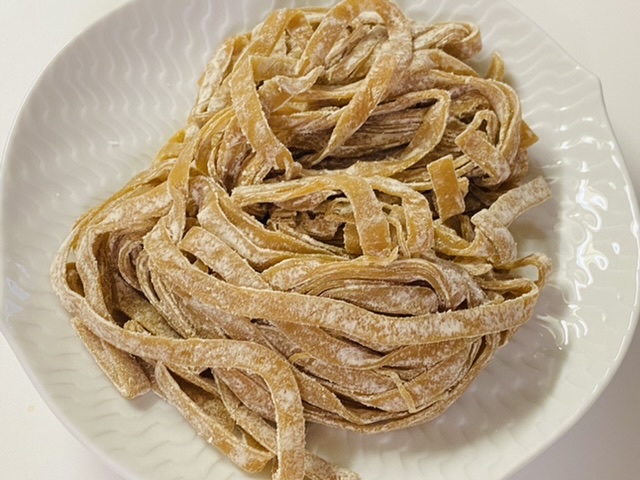 【美味しい？】BASE FOODのパスタ・アジア麺を食べてみた！実食レポ